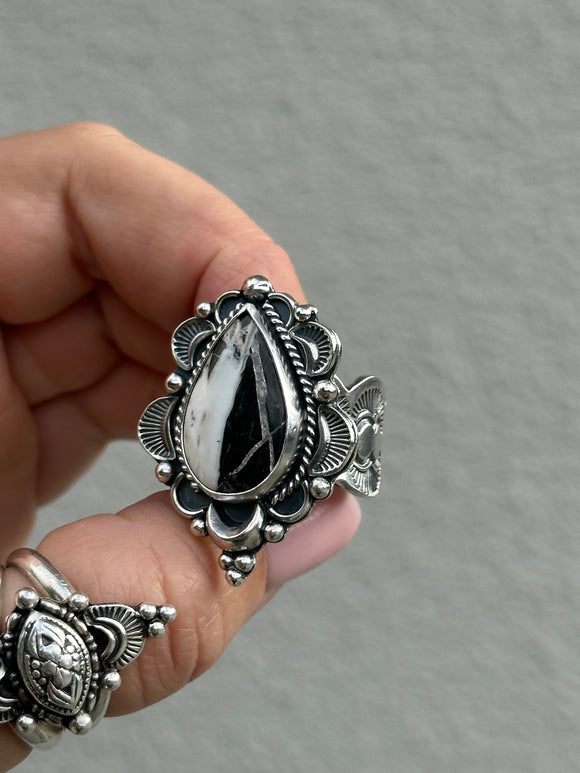 White Buffalo Ring Size T