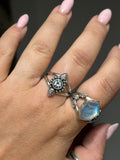 Various Stones Dainty Paisley Ring