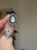 Black Mother of Pearl Decorative Ring Size R