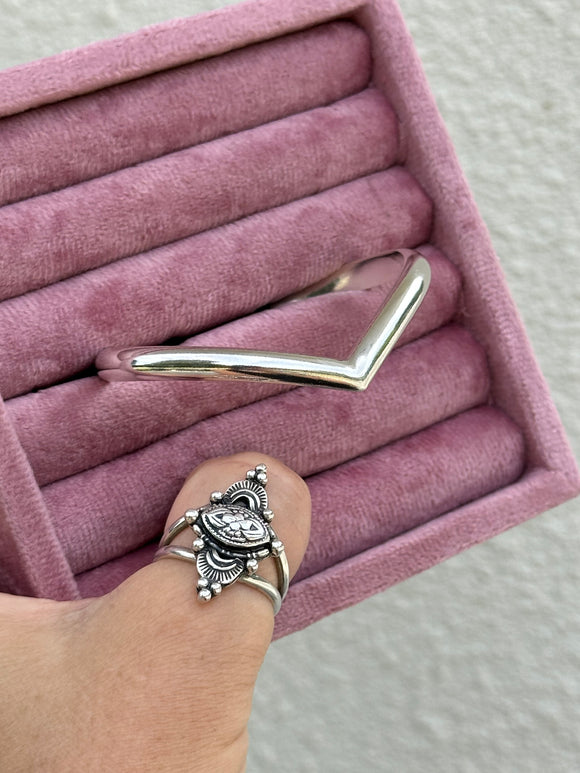 Thick Plain Wishbone Cuff
